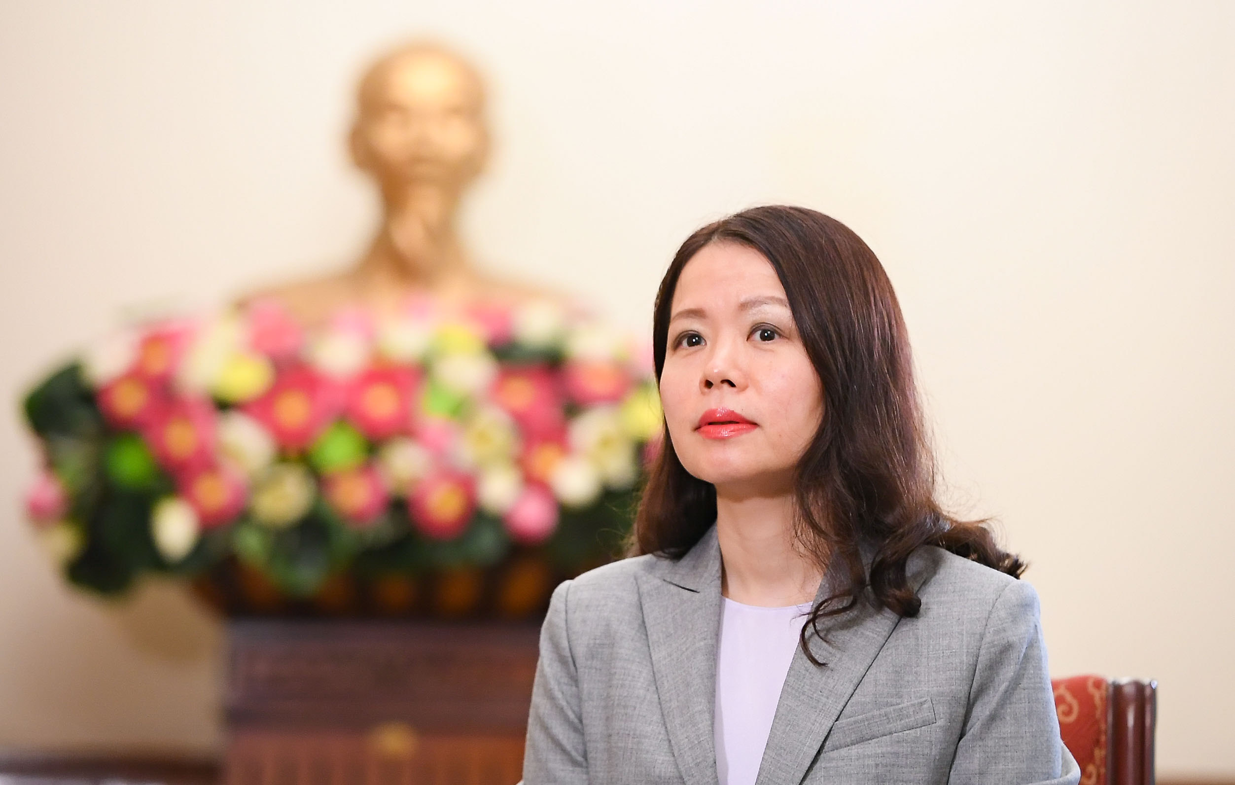 Trả lời phỏng vấn của Thứ trưởng Ngoại giao Nguyễn Minh Hằng trước chuyến công tác của Thủ tướng Phạm Minh Chính và Phu nhân tham dự Hội nghị BRICS mở rộng 2025 và hoạt động song phương tại Brasil